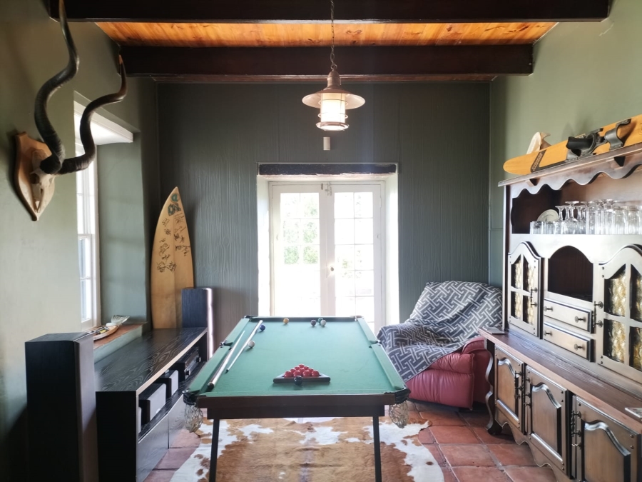 8 Bedroom Property for Sale in Stilbaai Oos Western Cape
